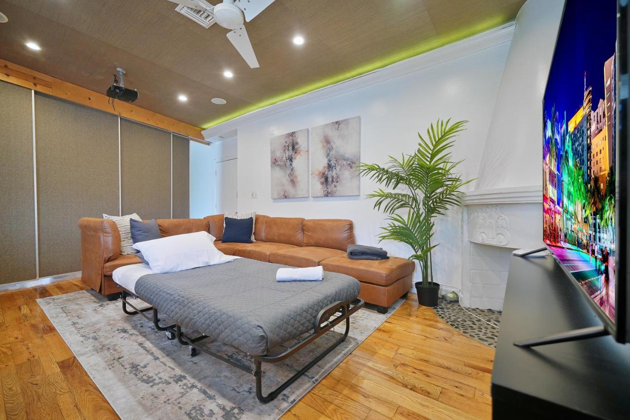 Large & Bright Sleep Up To 8 Only 2Min From Ocean! Apartman Miami Beach Kültér fotó